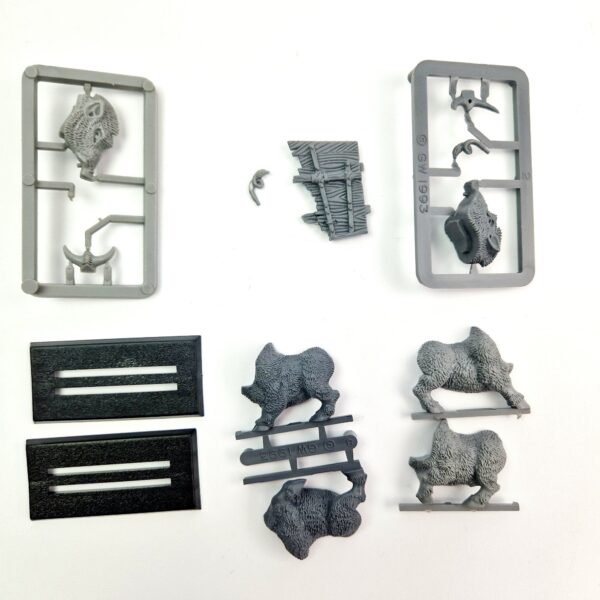 Orcs and Goblins Orc Boar Chariot