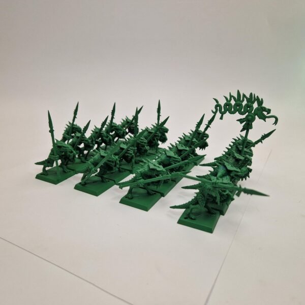 Lizardmen Saurus Warriors Regiment