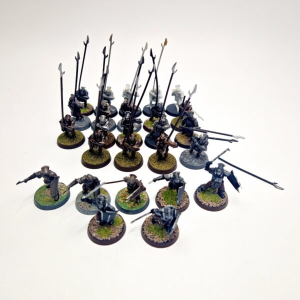 Isengard Uruk-Hai Warriors Isengard Uruk-Hai Warriors