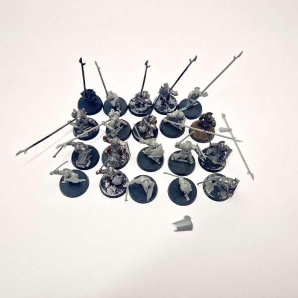 Isengard Uruk-Hai Warriors Isengard Uruk-Hai Warriors