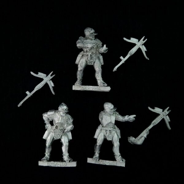 Isengard Uruk-Hai with Crossbows Isengard Uruk-Hai with Crossbows