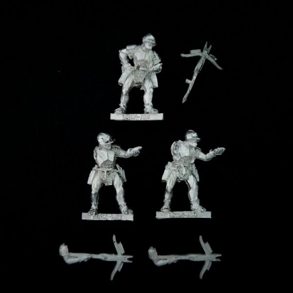 Isengard Uruk-Hai with Crossbows Isengard Uruk-Hai with Crossbows