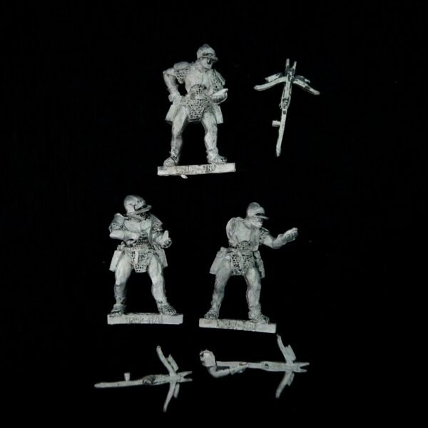 Isengard Uruk-Hai with Crossbows Isengard Uruk-Hai with Crossbows