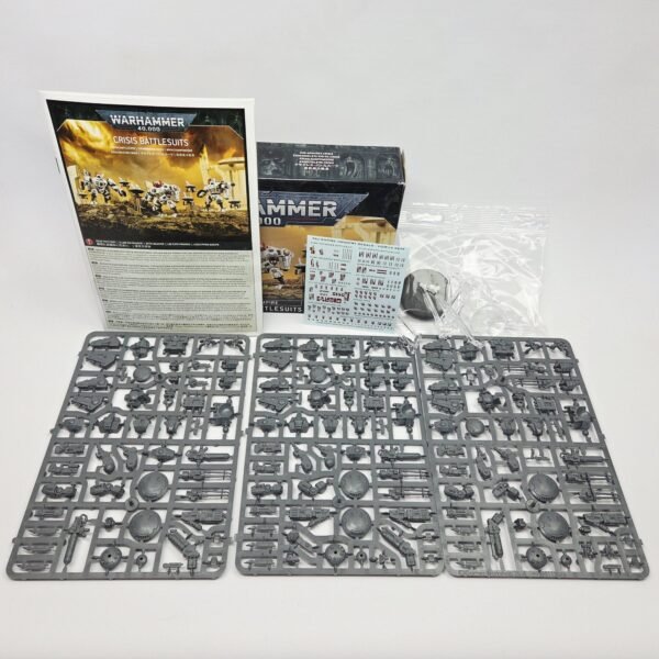 T’au Empire XV8 Crisis Battlesuits
