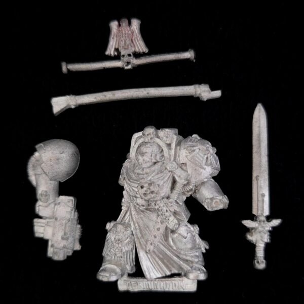 Space Marines Captain in Terminator Armour