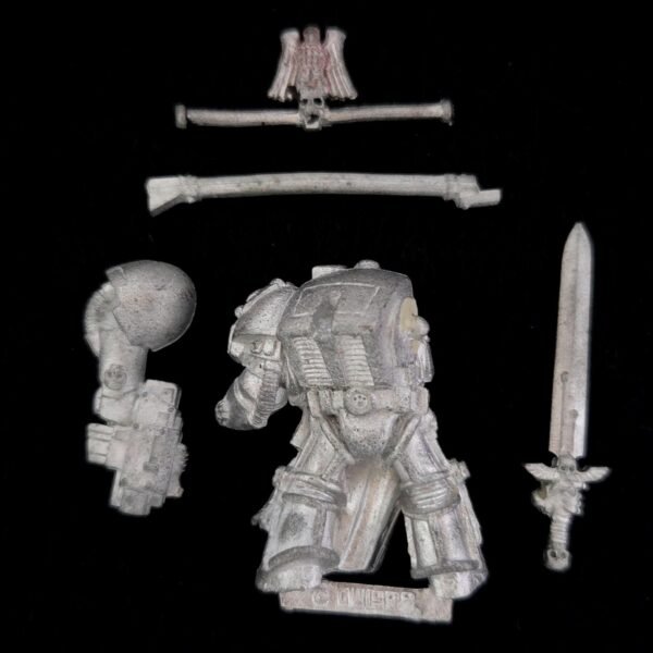 Space Marines Captain in Terminator Armour
