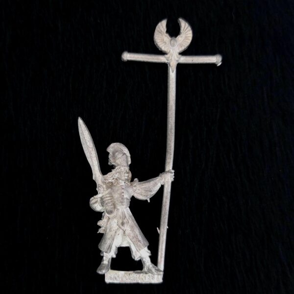 High Elves Archer Standard Bearer