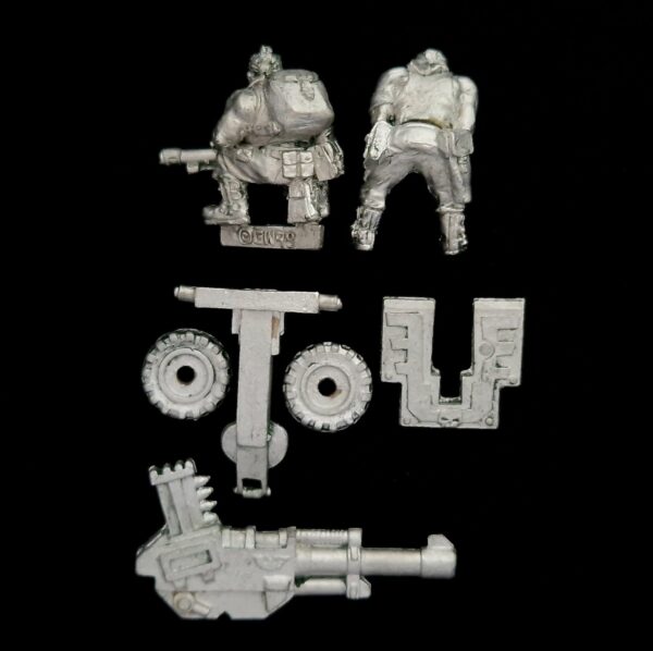 A photo of a 3rd edition Imperial Guard Catachan Jungle Fighters Autocannon Warhammer miniature