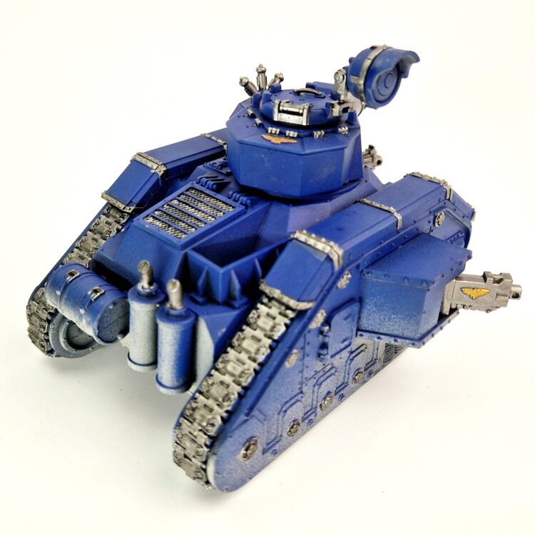 A photo of a 3rd edition Imperial Guard Leman Russ Warhammer miniature