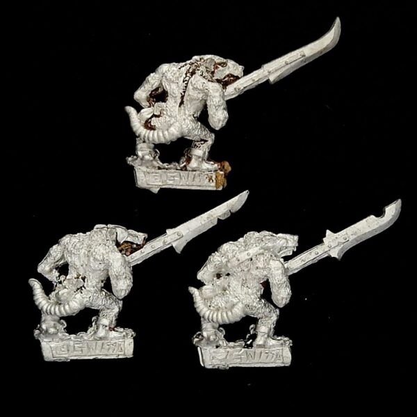 A photo of 5th edition Skaven Slaves Warhammer miniatures