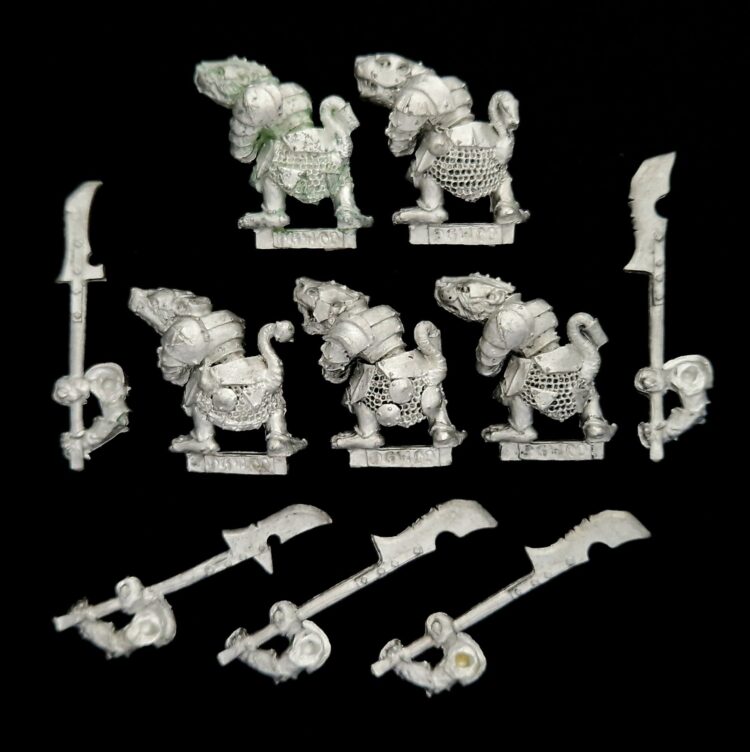 A photo of 6th edition Skaven Stormvermin Warhammer miniatures