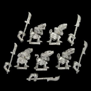 A photo of 6th edition Skaven Stormvermin Warhammer miniatures