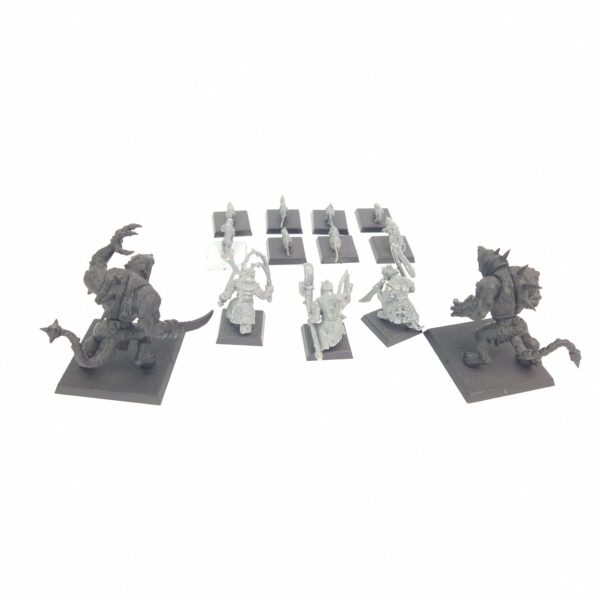 A photo of 6th edition Skaven Rat Ogres, Giant Rats and Packmasters Warhammer miniatures