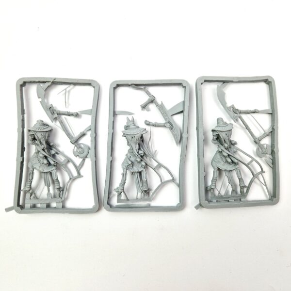 A photo of 6th edition Tomb Kings Ushabti with Greatweapons Warhammer miniatures