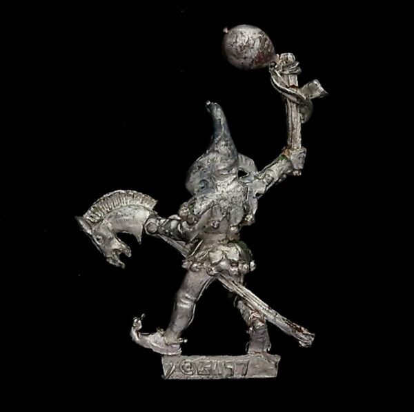 A photo of a Bretonnia Jules le Jongleur Warhammer miniature