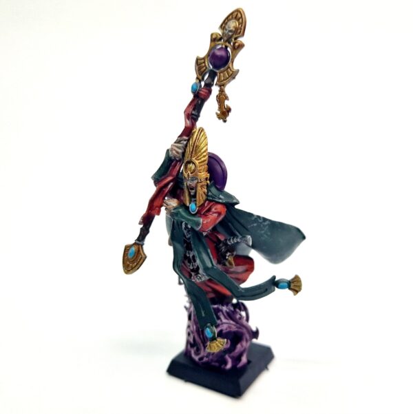 A photo of a High Elves Island of Blood Mage Warhammer miniature