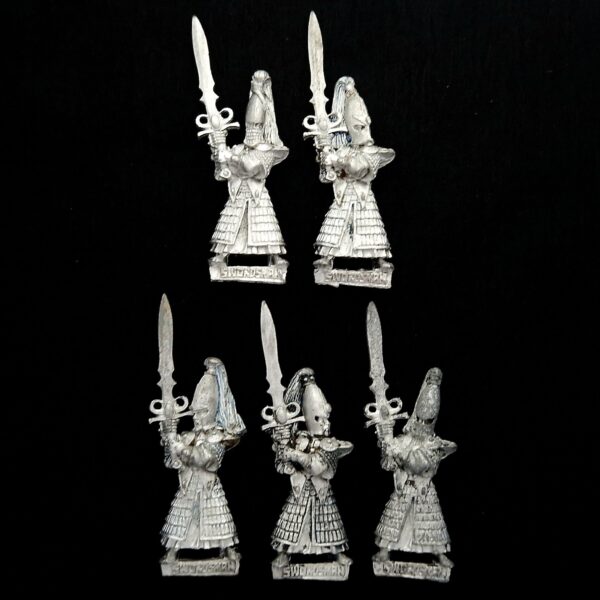 A photo of High Elves Swordmasters of Hoeth Warhammer miniatures