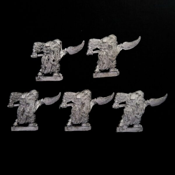 A photo of Orcs and Goblins Eeza Ugezod's Mother Crushers Warhammer miniatures
