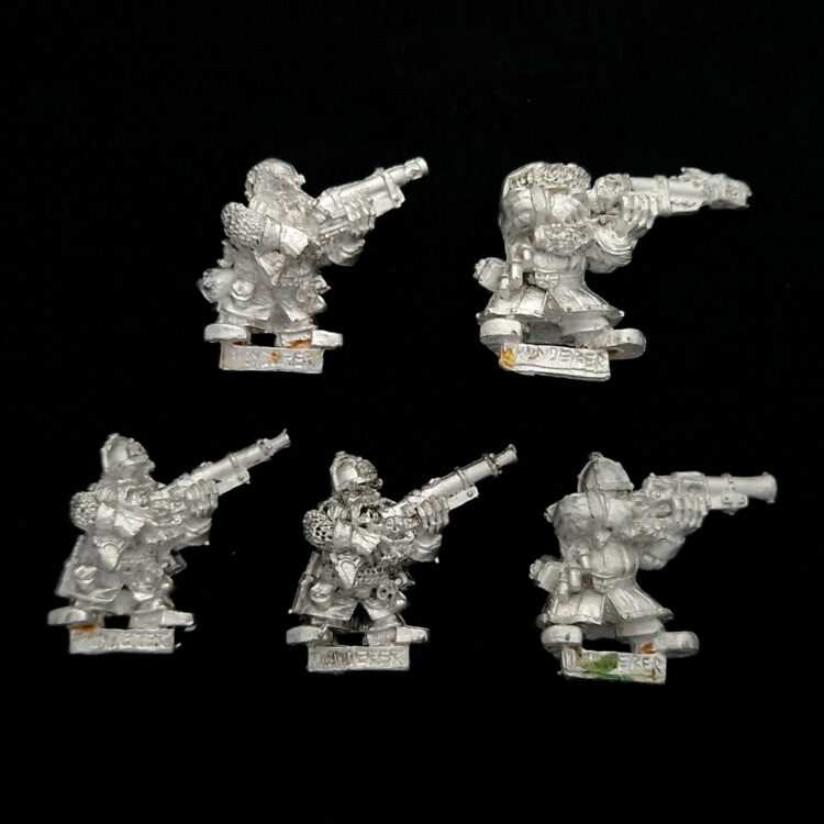 A photo of Dwarf Thunderers Warhammer miniatures