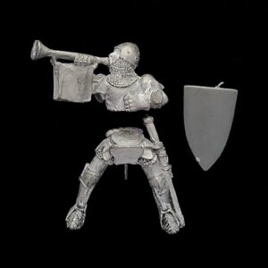 A photo of a Bretonnia Knight of the Realm Musician Warhammer miniature