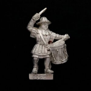 A photo of a Bretonnia Men at Arms Halbediers Musician Warhammer miniature