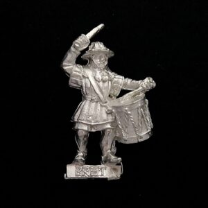 A photo of a Bretonnia Men at Arms Halbediers Musician Warhammer miniature