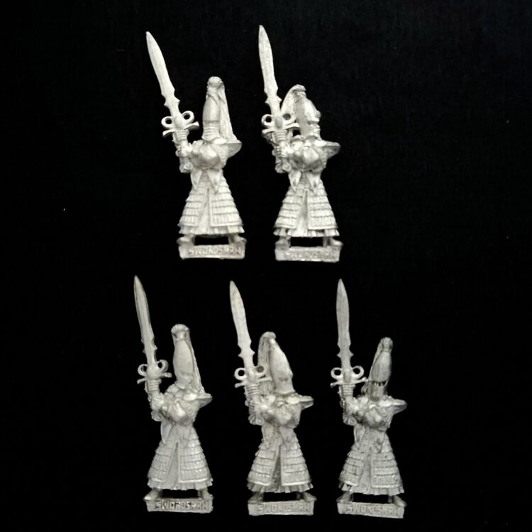 A photo of High Elves Swordmasters of Hoeth Warhammer miniatures