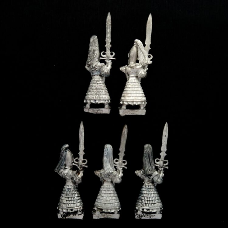 A photo of High Elves Swordmasters of Hoeth Warhammer miniatures