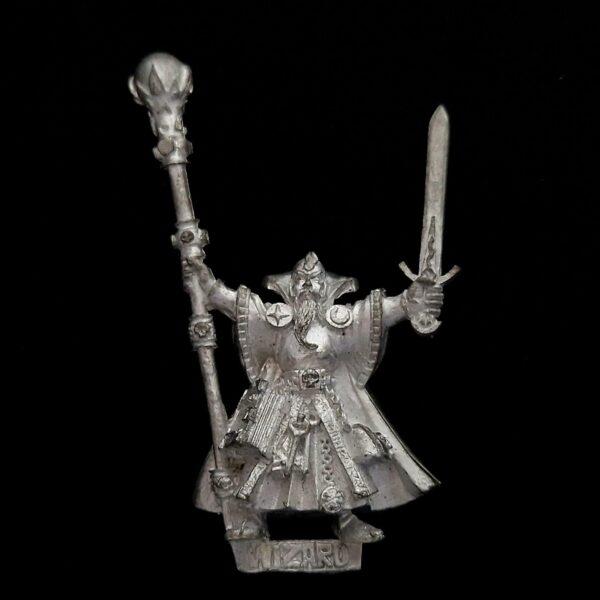 A photo of a The Empire Wizard Astromancer on Foot Warhammer miniature