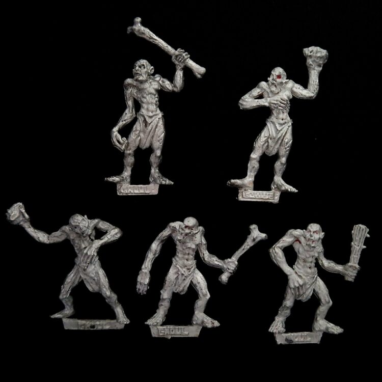 A photo of Vampire Counts Ghouls Warhammer miniatures