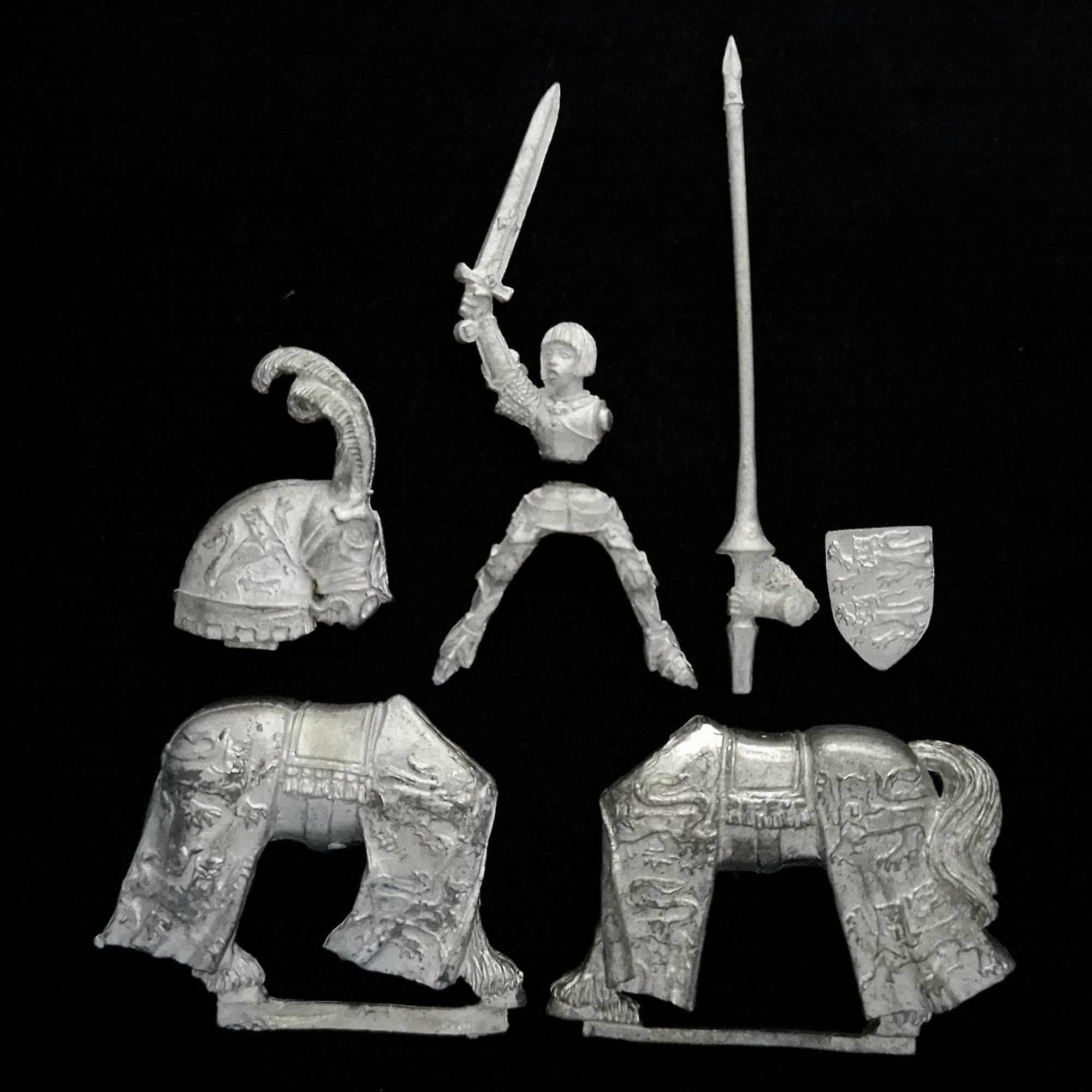 A photo of a Bretonnian Repanse de Lyonesse Warhammer miniature