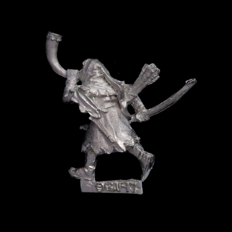 A photo of a Bretonnia Squires with Bows Musician Warhammer miniature