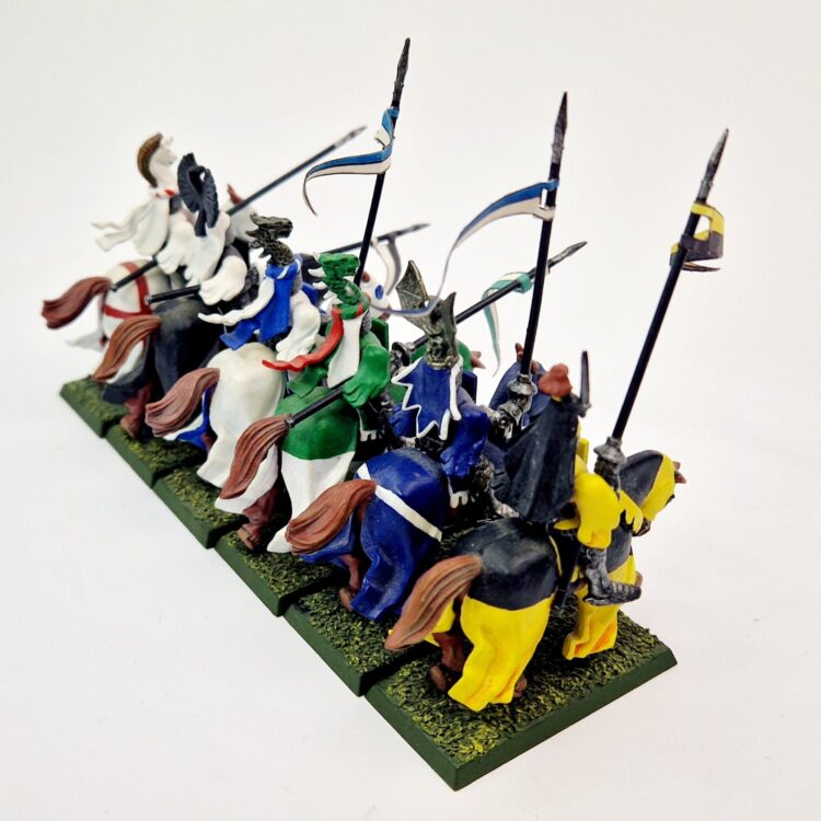 A photo of Bretonnia Knights of the Realm Warhammer miniatures