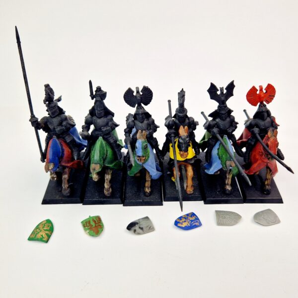 A photo of Bretonnia Knights of the Realm Warhammer miniatures