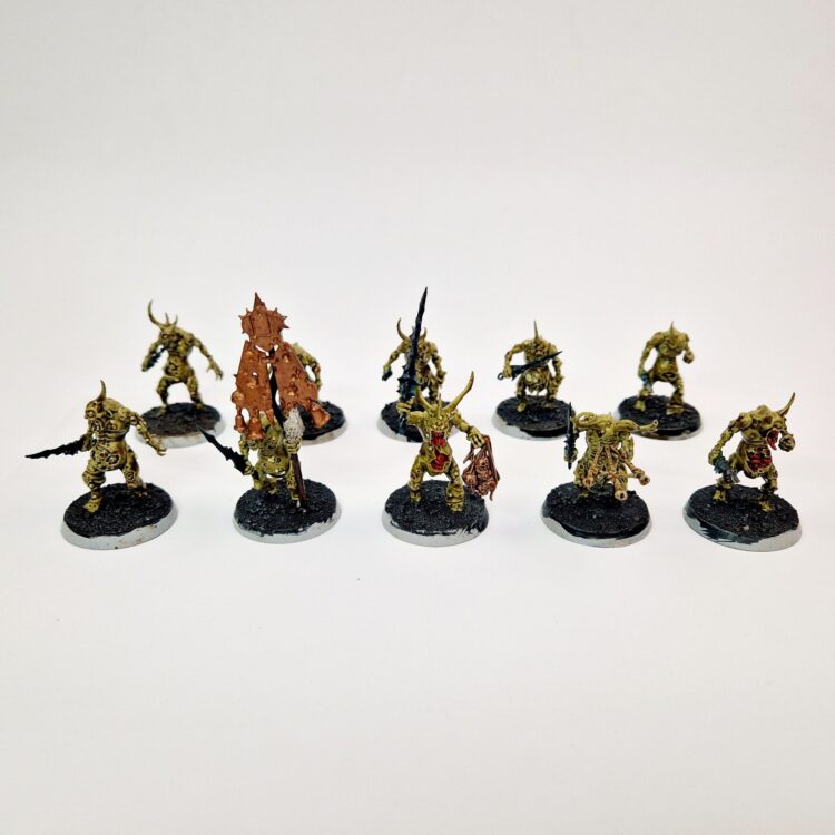 A photo of Chaos Daemons Plaguebearers Warhammer miniatures