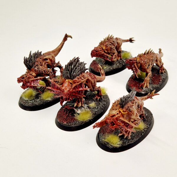 A photo of Chaos Daemons Flesh Hounds Warhammer miniatures