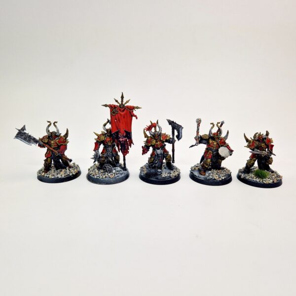 A photo of Chaos Slaves to Darkness Chosen Warhammer miniatures