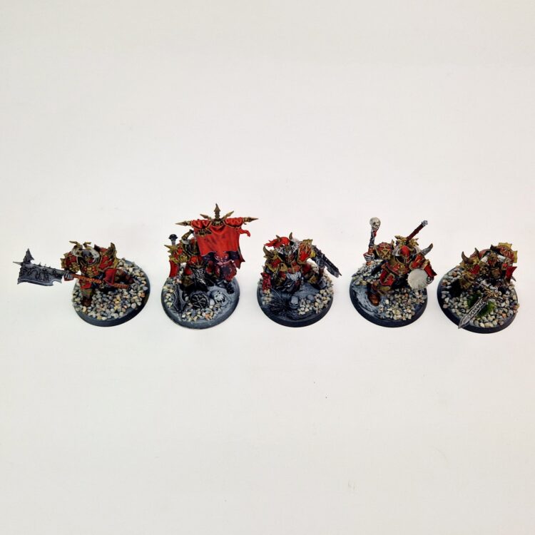 A photo of Chaos Slaves to Darkness Chosen Warhammer miniatures