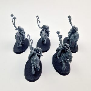 A photo of Chaos Slaves to Darkness Marauder Horsemen Warhammer miniatures
