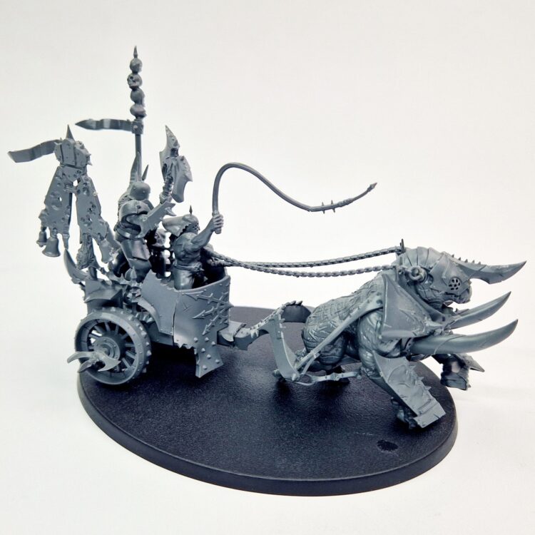 A photo of a Chaos Slaves to Darkness Gorebeast Chariot Warhammer miniature