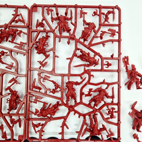 A photo of Chaos Blades of Khorne Bloodreavers Warhammer miniatures