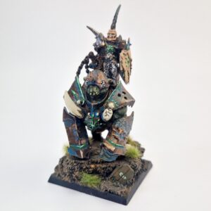 A photo of a Chaos Warriors Lord on Gorebeast Warhammer miniature