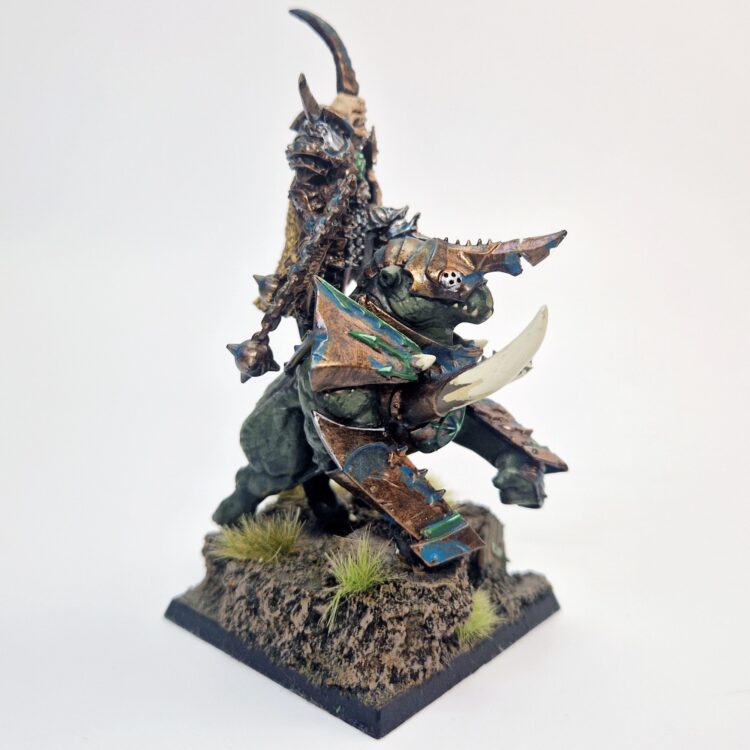 A photo of a Chaos Warriors Lord on Gorebeast Warhammer miniature