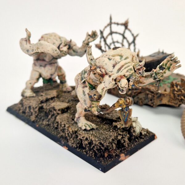 A photo of a Chaos Warriors Warshrine Warhammer miniature