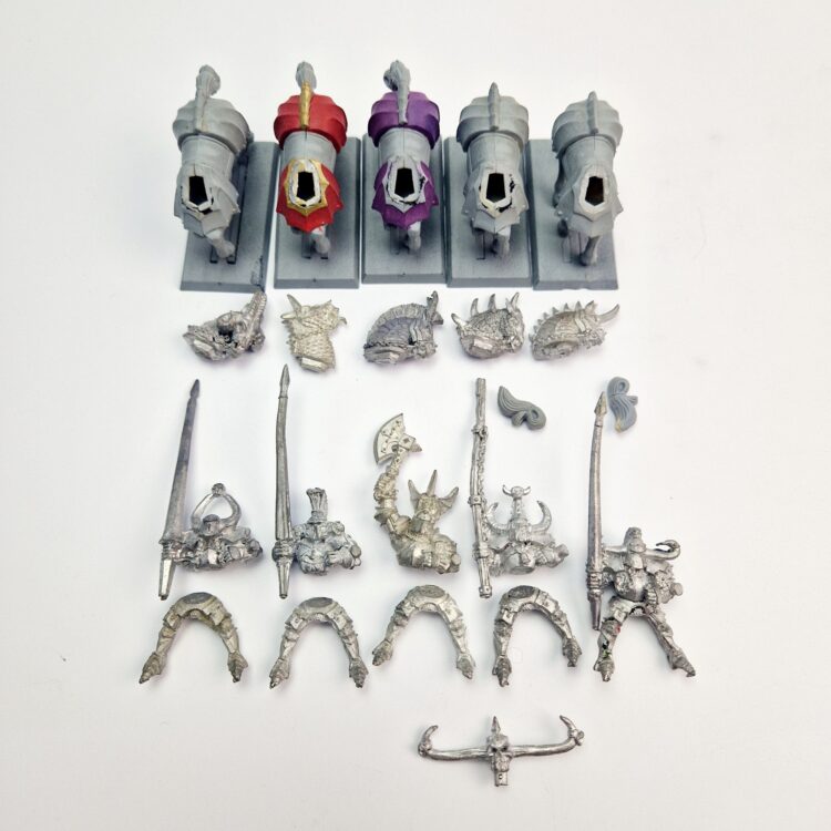 A photo of Chaos Warriors Knights Warhammer miniatures