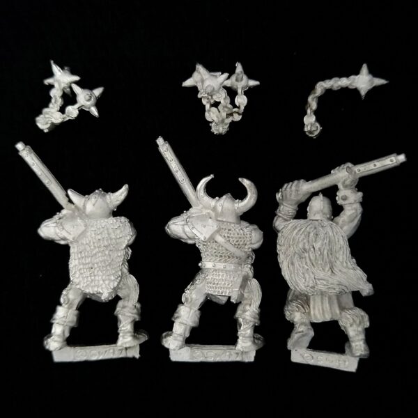 A photo of Warriors of Chaos Marauders with Flails Warhammer miniatures