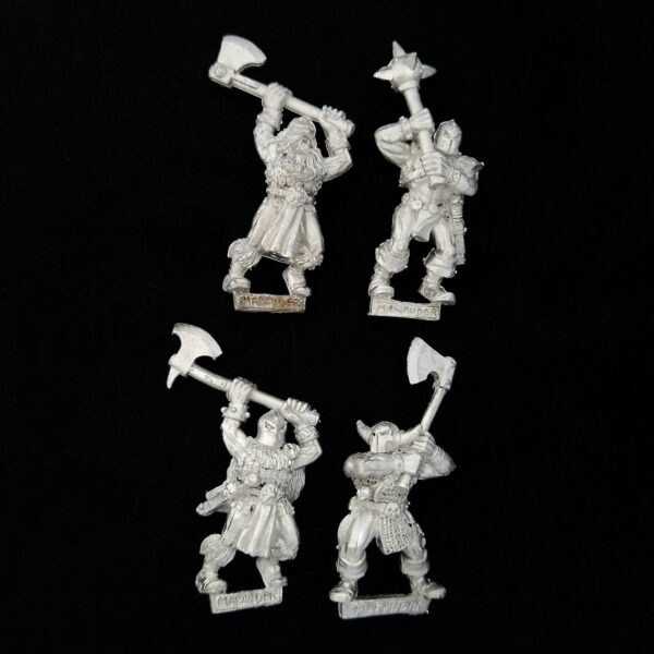 A photo of Chaos Warriors Marauders with Two-Handed Weapons Warhammer miniatures