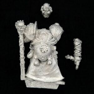 A photo of a Warriors of Chaos Sorcerer Warhammer miniature