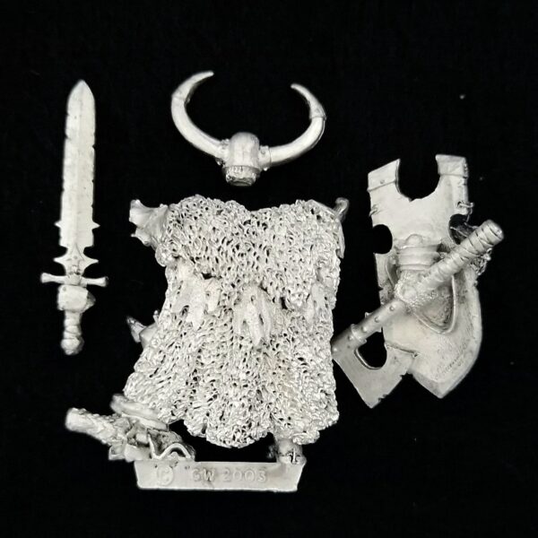 A photo of a Warriors of Chaos Lord Vardek Crom the Conqueror Warhammer miniature