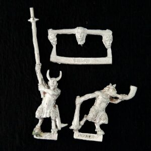 A photo of Beasts of Chaos Ungor Skirmishers Command Warhammer miniatures